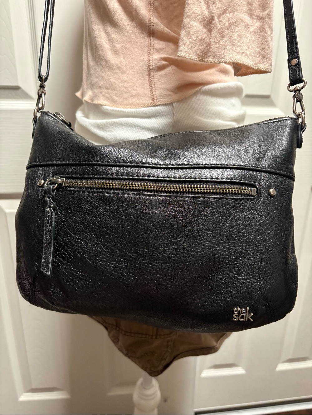 The Sak Black Leather Shoulder Crossbody Bag